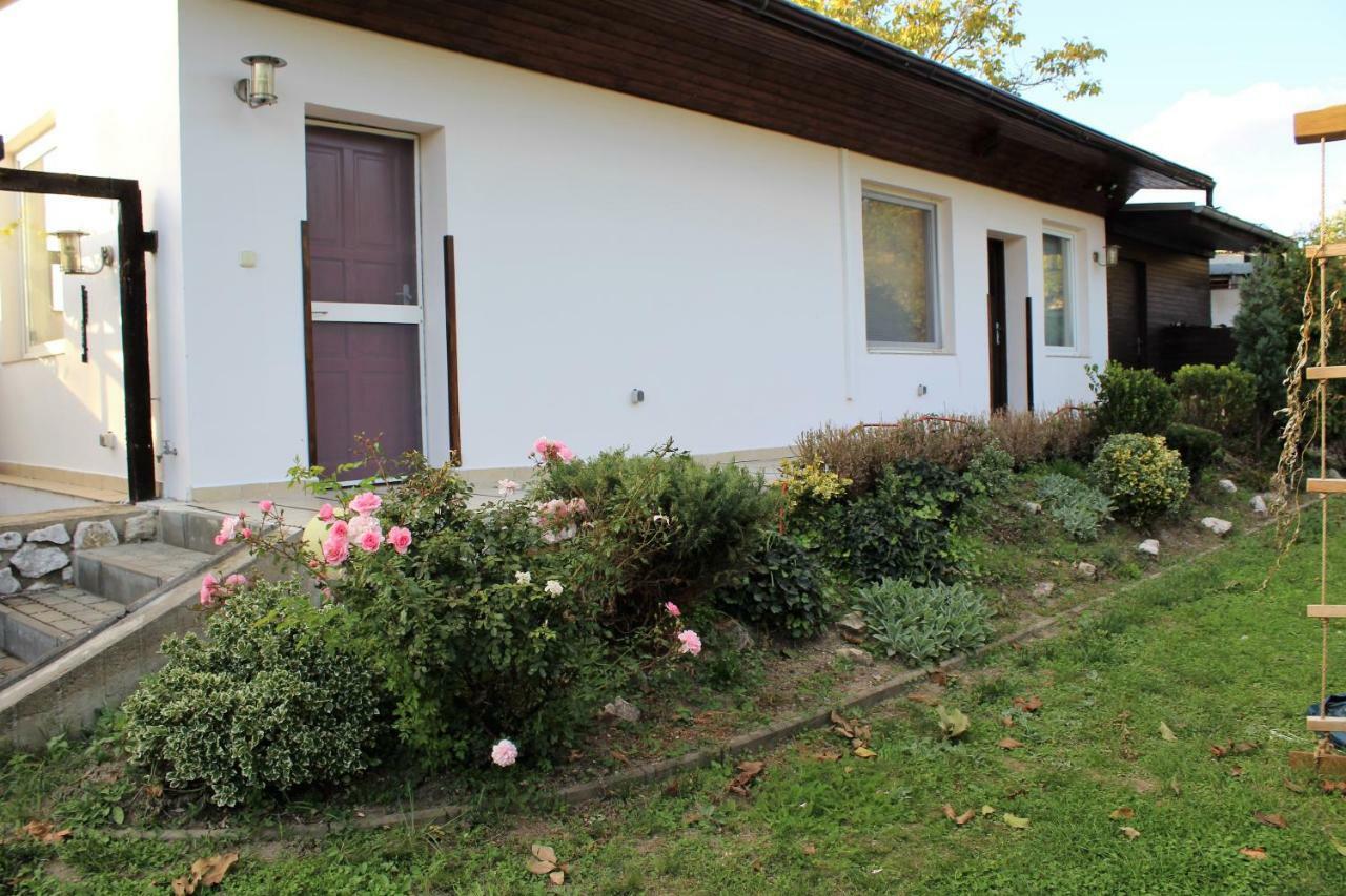 Ubytovani Marketa Perná Exterior photo